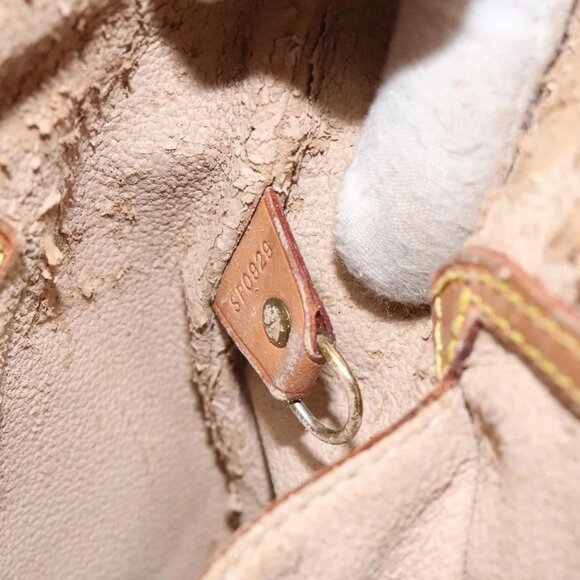 LOUIS VUITTON Monogram Bucket GM Shoulder Bag - Picture 14 of 16